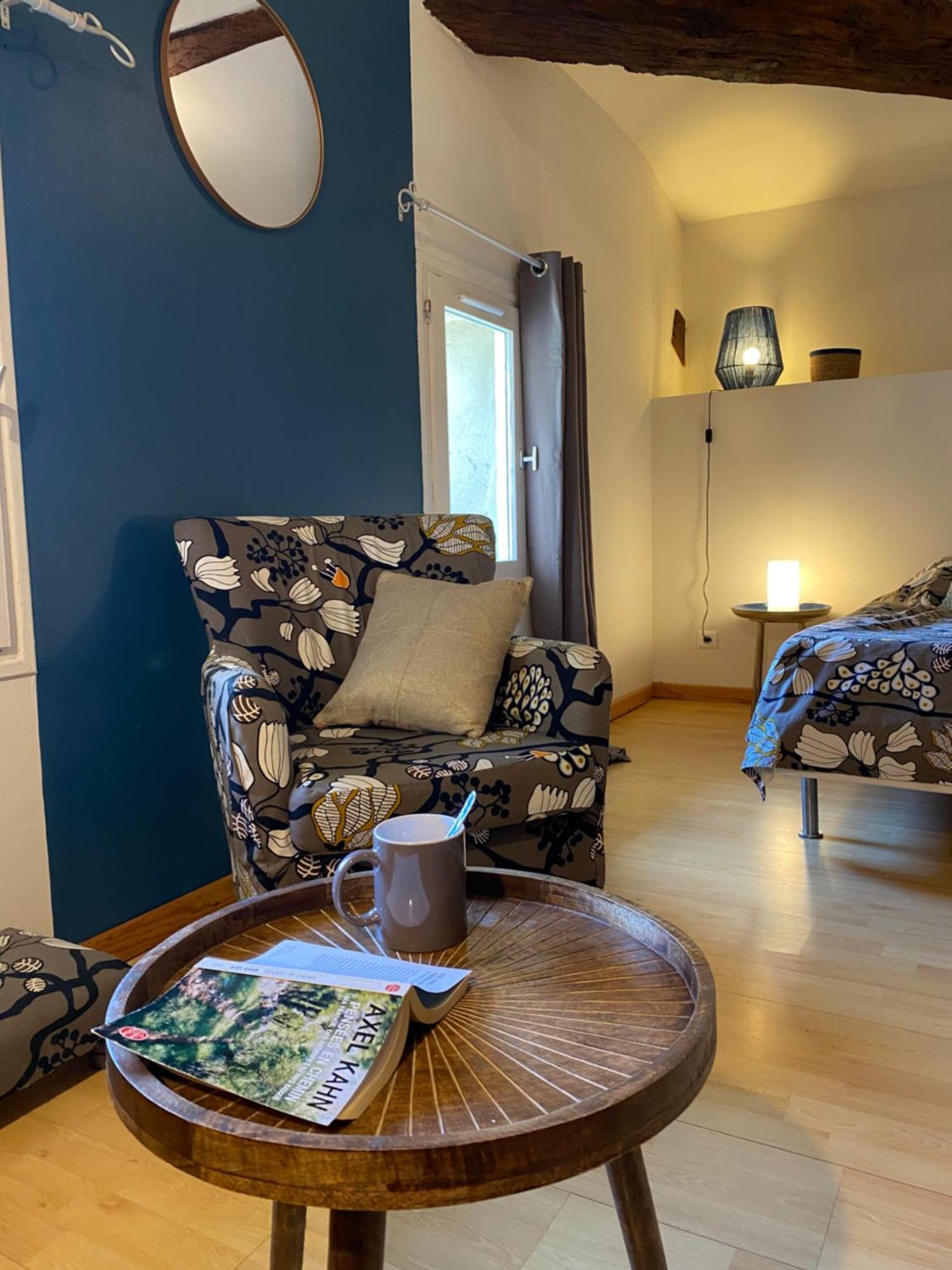 Le Repaire De La Reveuse Bed & Breakfast Saint-Frajou Exterior foto